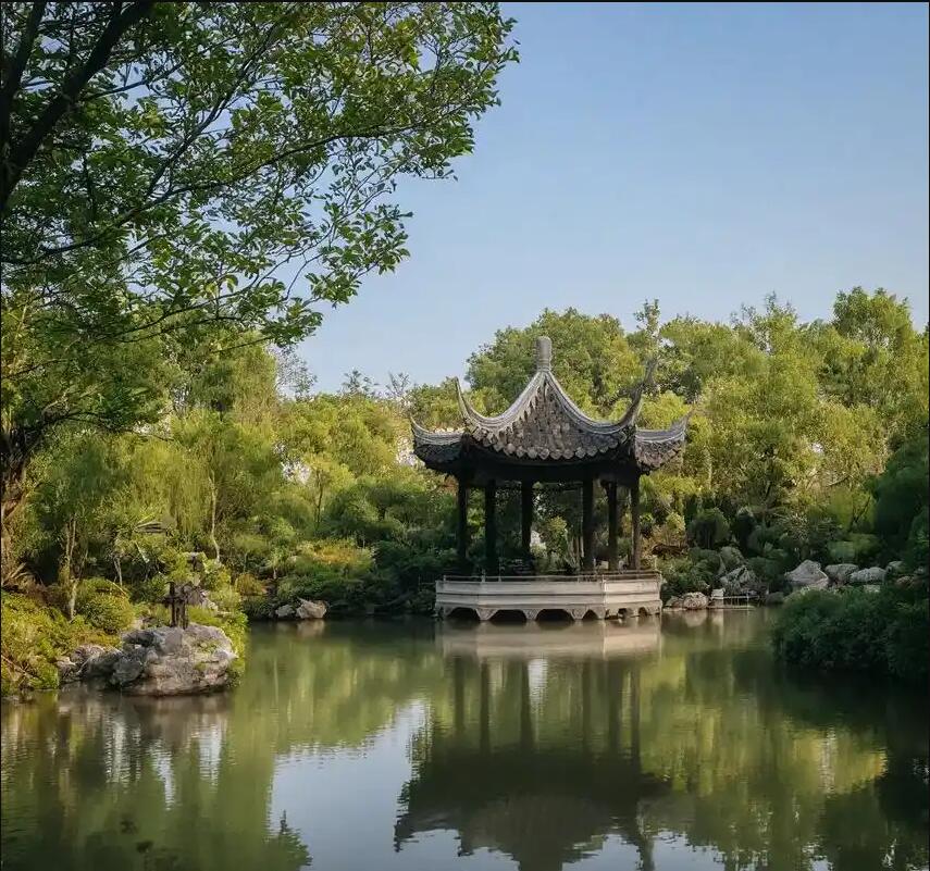 巴青县执着餐饮有限公司